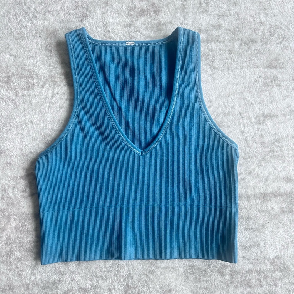 Athleta Aurora Seamless Ribbed V-Neck Cropped Tank Top - Blue / Teal